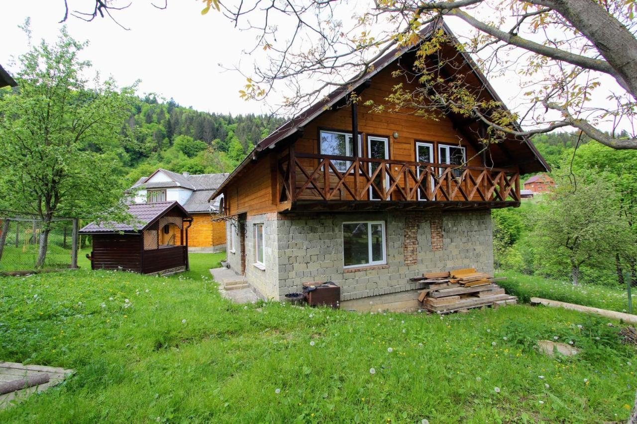 Багрівчанка Apartment Yaremche Exterior photo